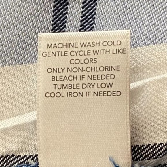 CJ Banks- Plaid Blue Long Sleeve Button Down, Size 2X - Picture 11 of 11